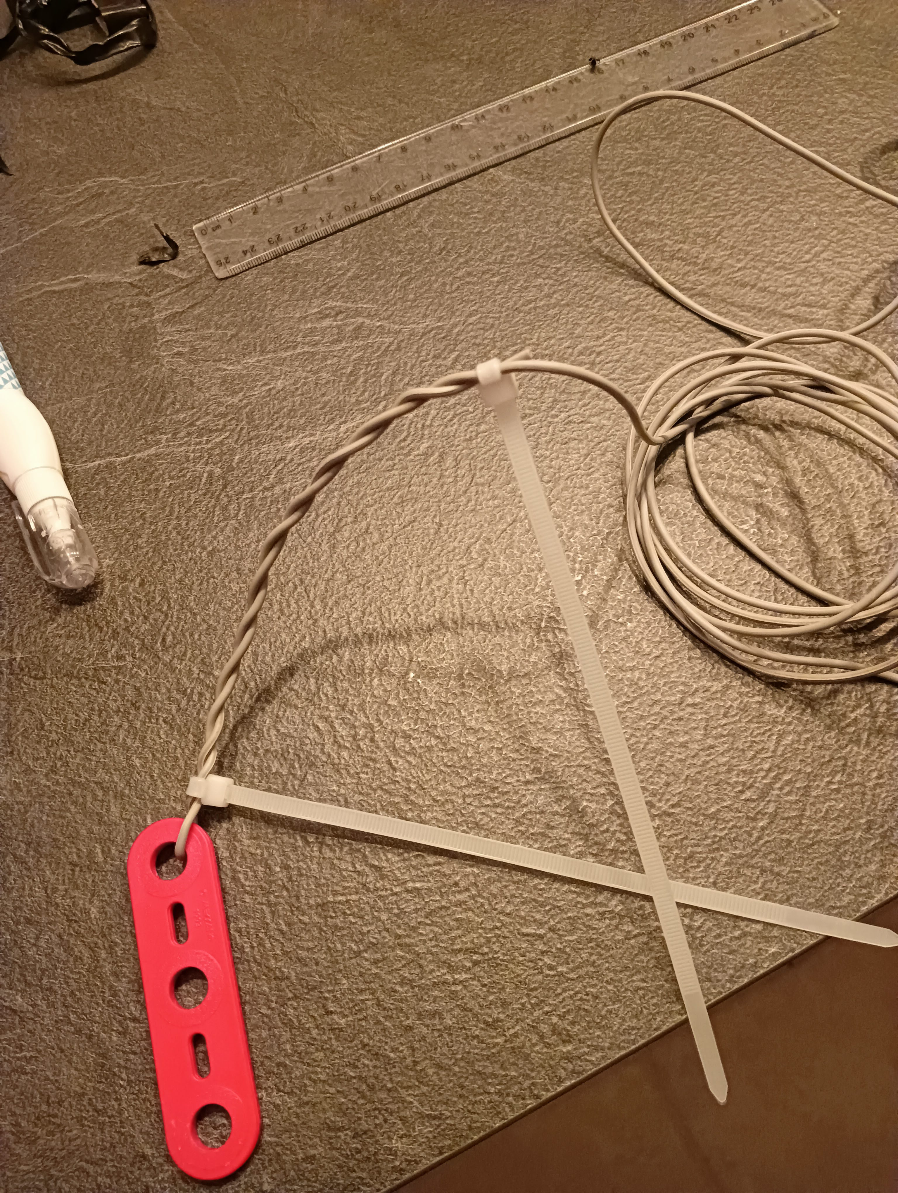 Un isolateur plastique en Meccano®